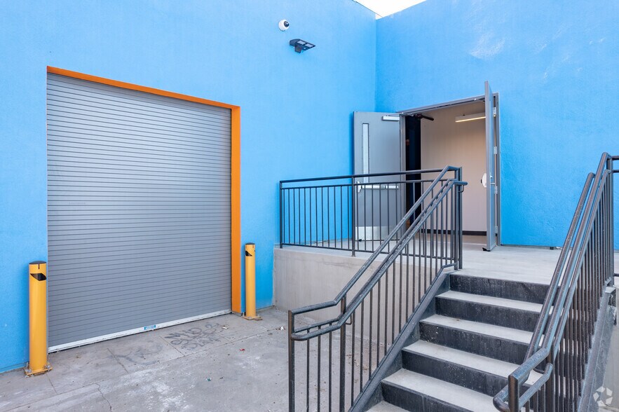 More Photos Of 5380 Alhambra Ave, Los Angeles Research And Development For Lease