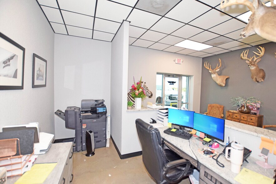 More Photos Of 2250 Dixie Blvd, Odessa Industrial For Sale