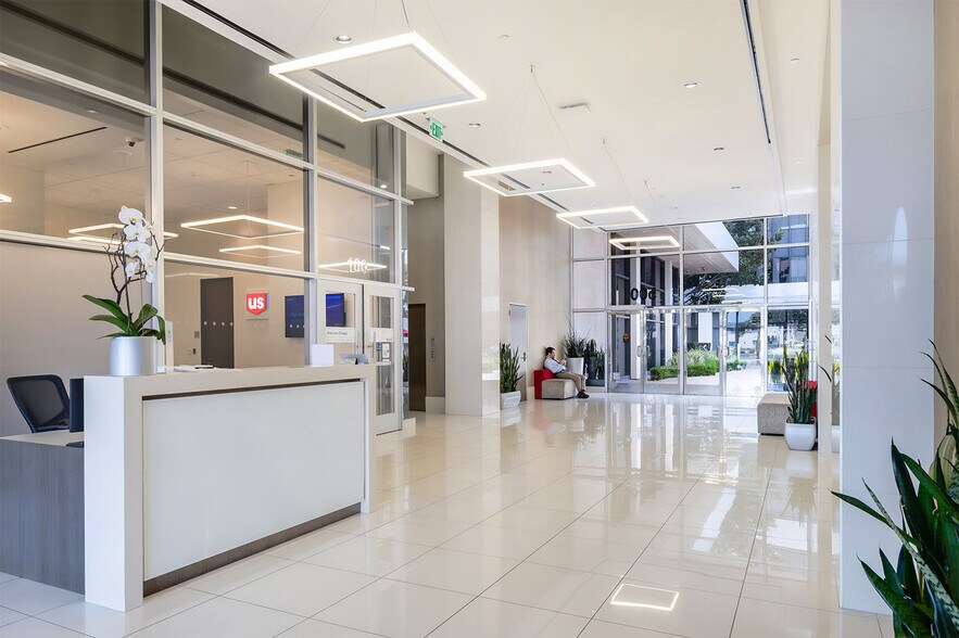 More Photos Of 500 S Main St, Orange Office For Sale