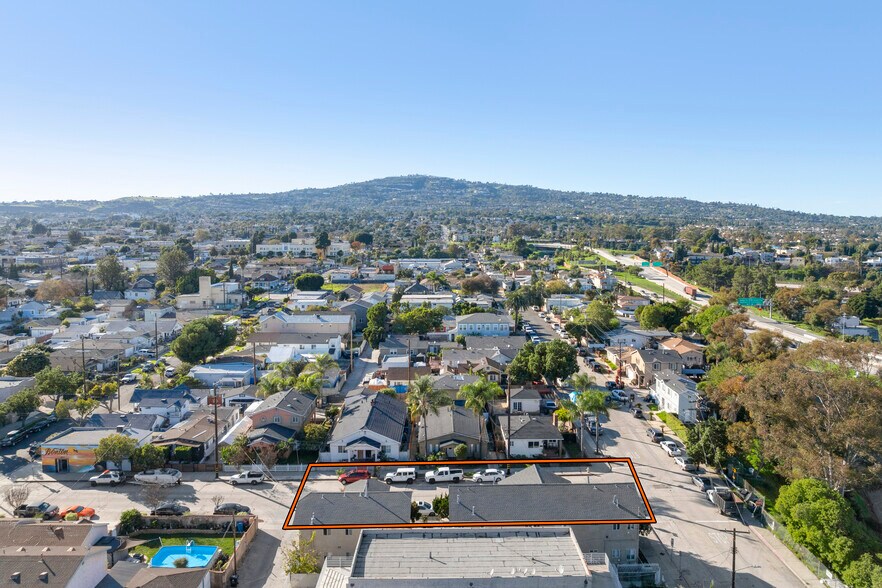 More Photos Of 522 N Centre St, San Pedro Apartments For Sale