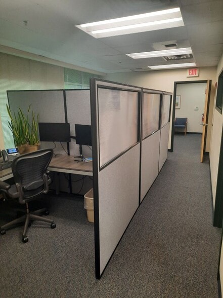 More Photos Of 2 Pillsbury St, Concord Office For Sale