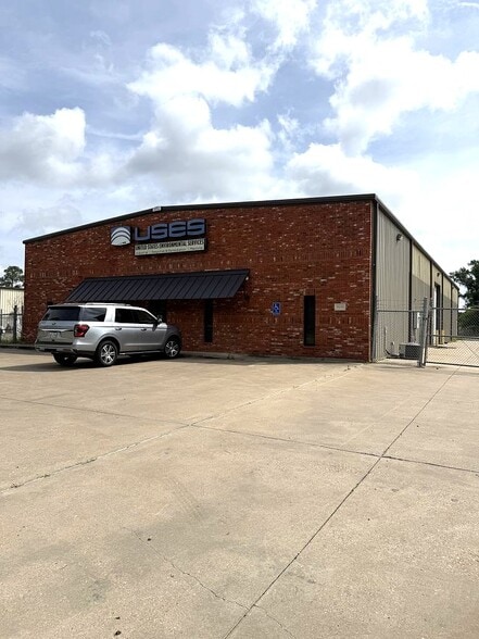 Primary Photo Of 9435 Saint Vincent Ave, Shreveport Distribution For Lease
