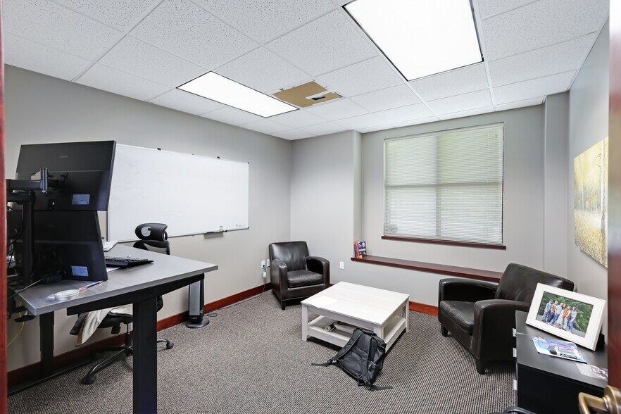 More Photos Of 1131 E Westview Ct, Spokane Medical For Lease