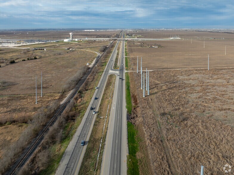 More Photos Of Highway 79, Taylor Land For Sale