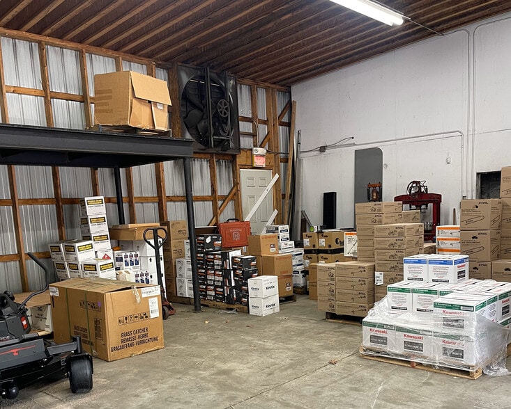 More Photos Of 10190 Old Indian Head Rd, Upper Marlboro Freestanding For Sale