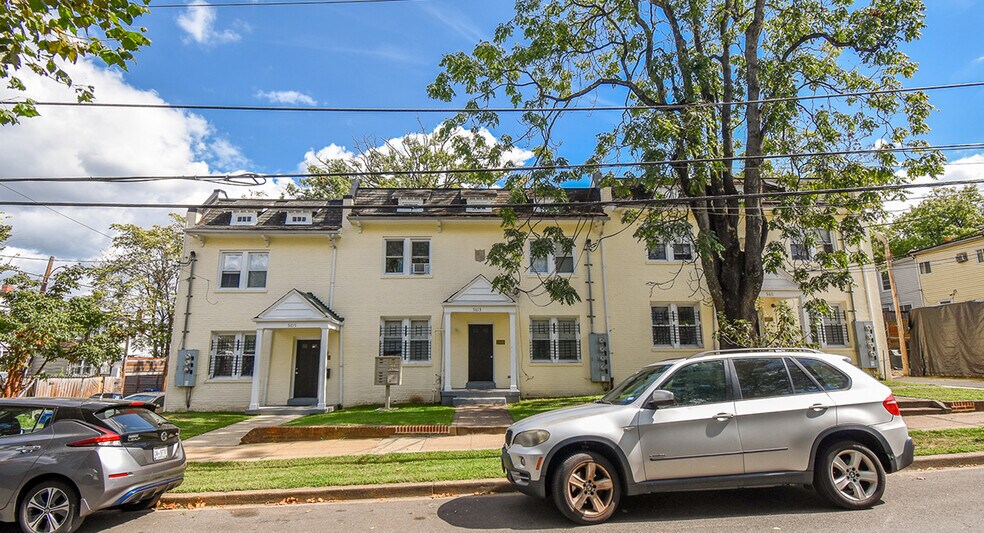 More Photos Of 5611-5615 7th St NW, Washington Apartments For Sale