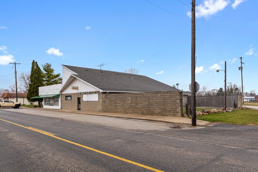 More Photos Of 219 E Main St, Bannister General Retail For Sale