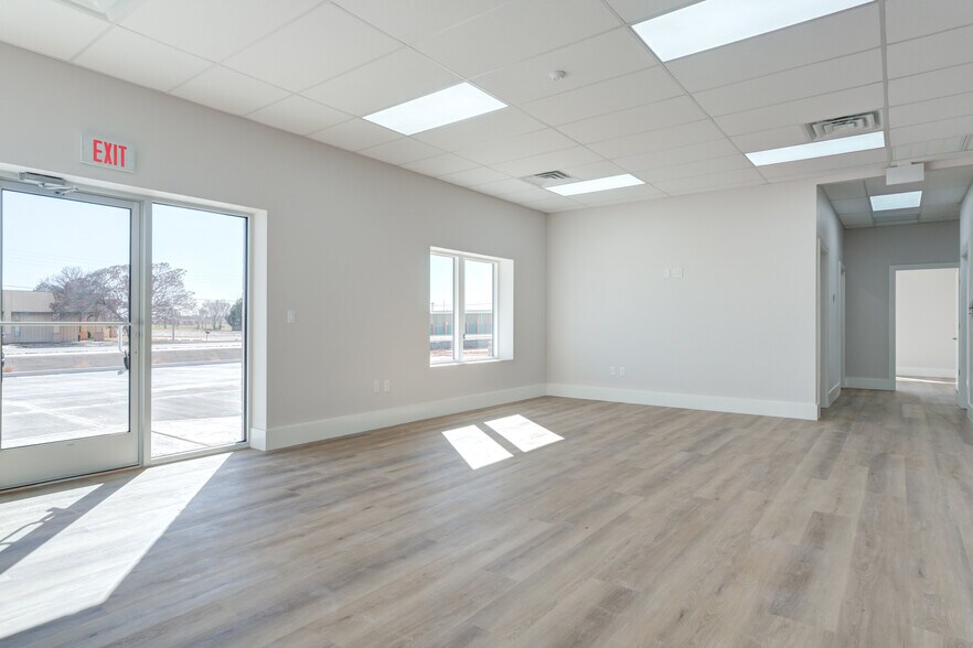 More Photos Of 3216 116th st, Lubbock Warehouse For Sale