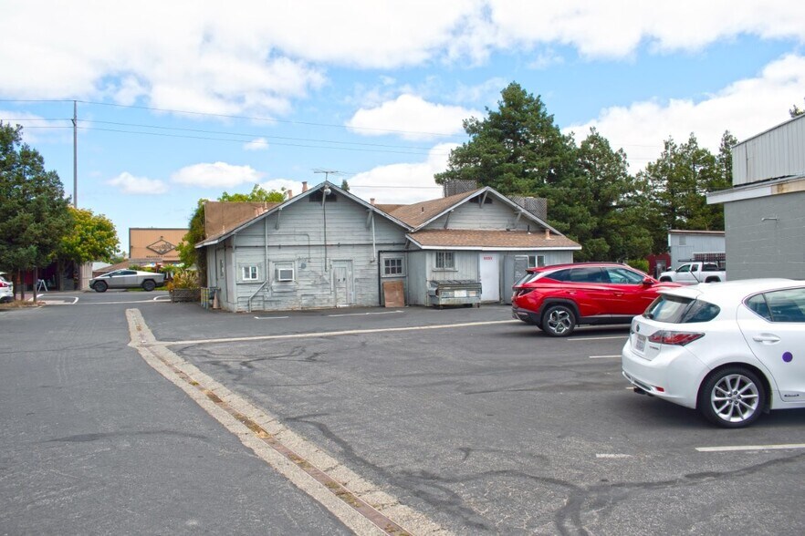 More Photos Of , Cotati General Retail For Sale
