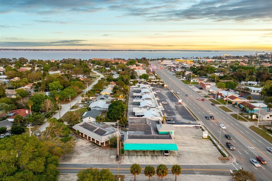 More Photos Of 525 N Harbor City Blvd, Melbourne Office For Sale