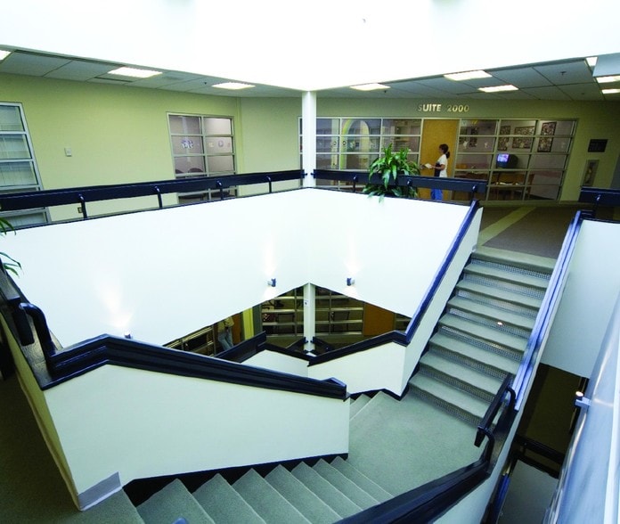 More Photos Of 1 Pearl St, Brockton Medical For Lease