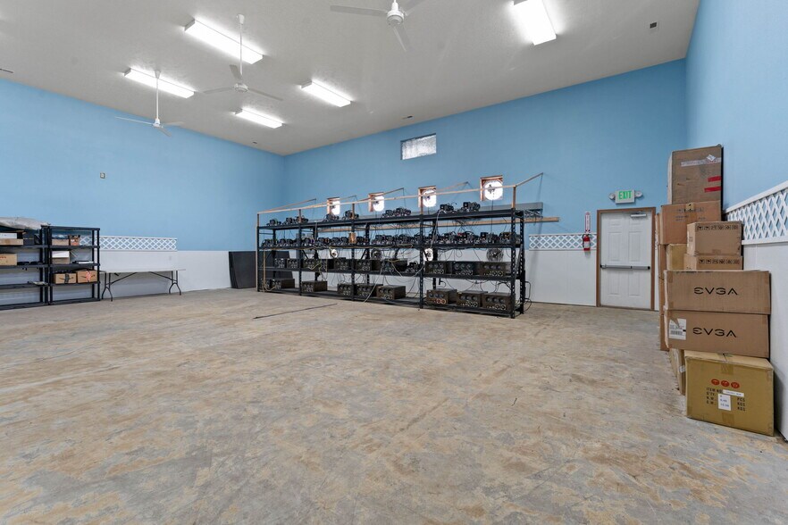 More Photos Of 13315 W 13th Ave, Airway Heights Light Manufacturing For Sale