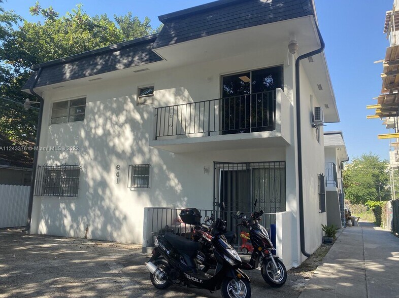 More Photos Of 641 NW 2nd St, Miami Apartments For Sale