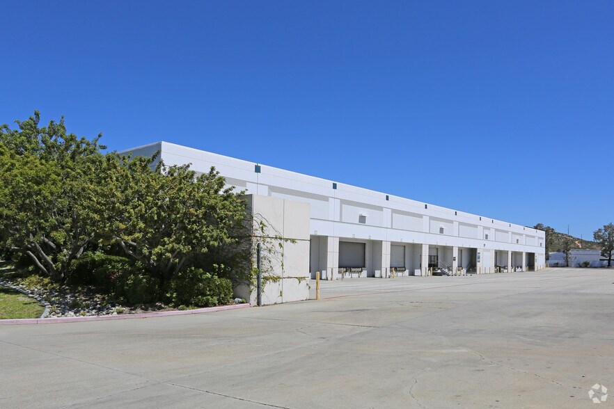 More Photos Of 10806 Willow Ct, San Diego Manufacturing For Lease