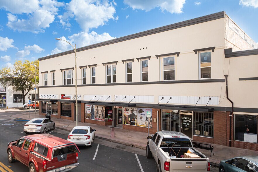 More Photos Of 101 N L St, Dinuba Storefront For Sale