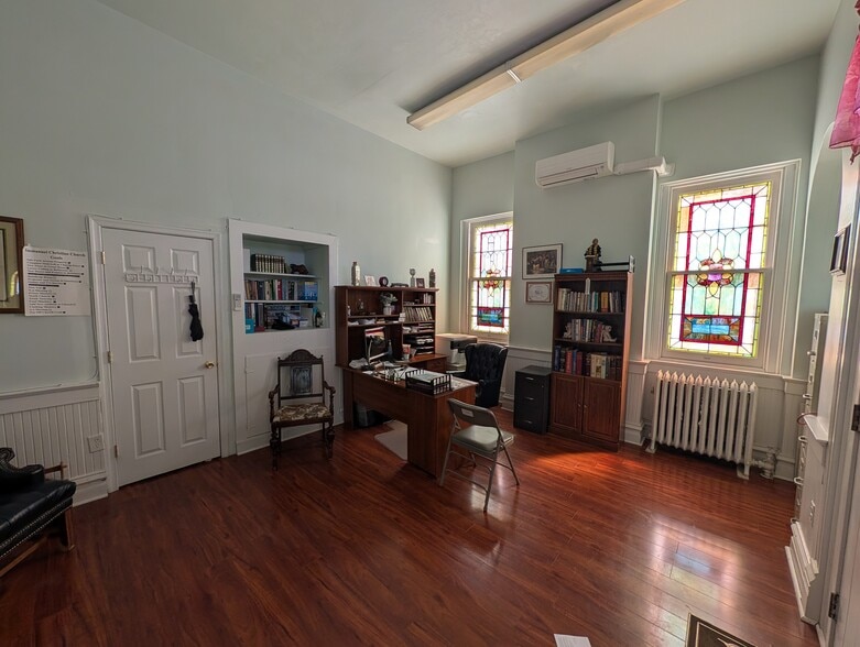More Photos Of 1018 Rivermont Ave, Lynchburg Multifamily For Sale