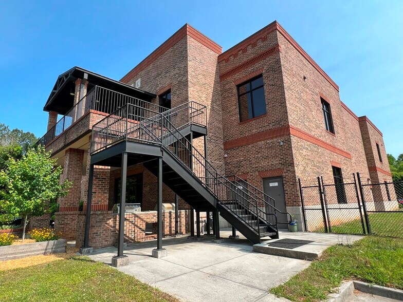 More Photos Of 3620 Swiftwater Park Dr, Suwanee Loft Creative Space For Lease