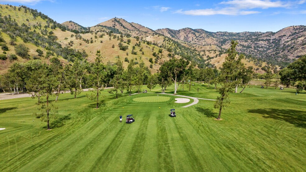 More Photos Of 41117 Sierra Dr, Three Rivers Golf Course Driving Range For Sale