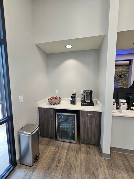 More Photos Of 3545 Highway 81 E, McDonough Storefront Retail Office For Sale