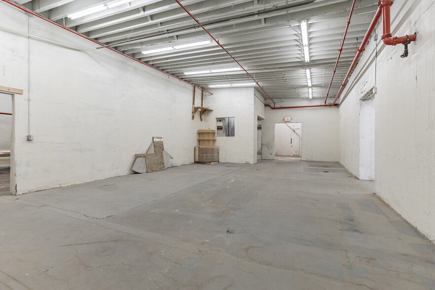 More Photos Of 80 Saddle River Rd, South Hackensack Warehouse For Lease