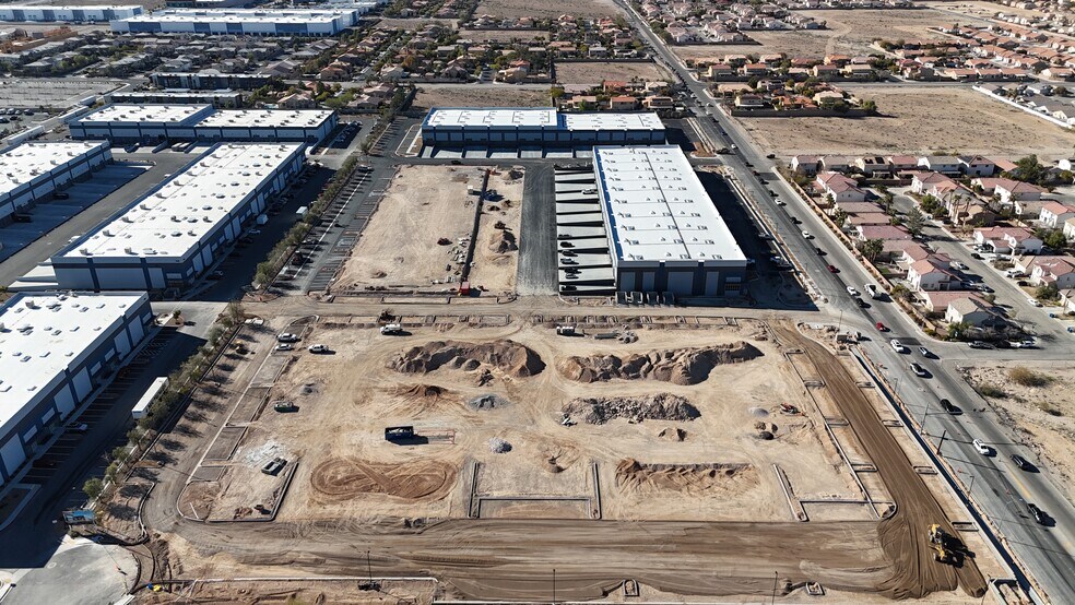 More Photos Of Rainbow Blvd @ Post, Las Vegas Unknown For Lease