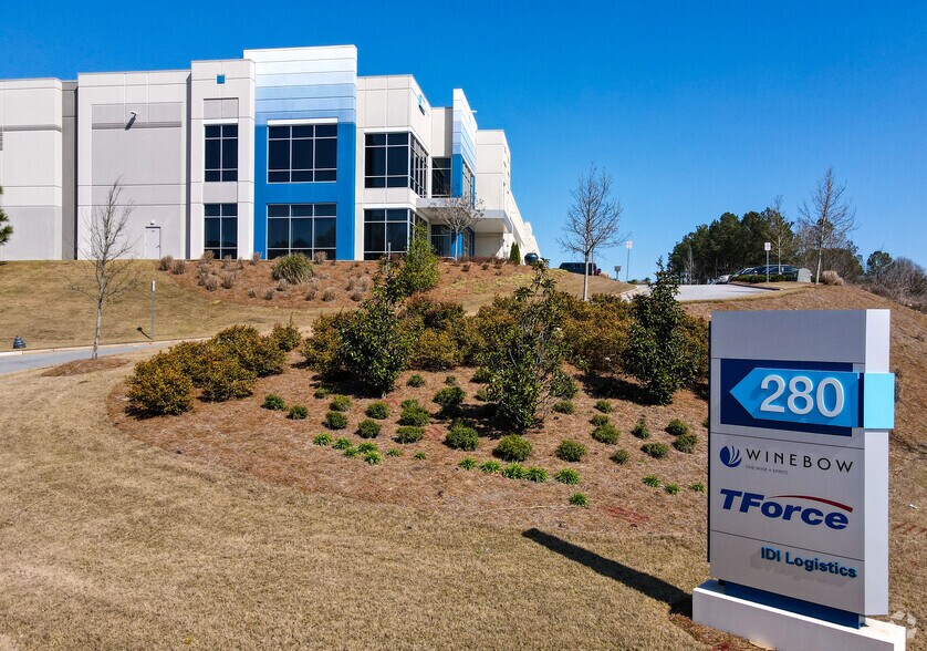 More Photos Of 280 Riverside Pky, Austell Distribution For Lease