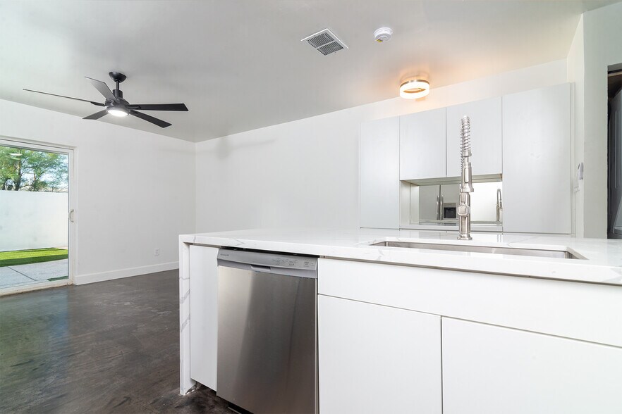 More Photos Of 3219-3225 N 66th St, Scottsdale Apartments For Sale