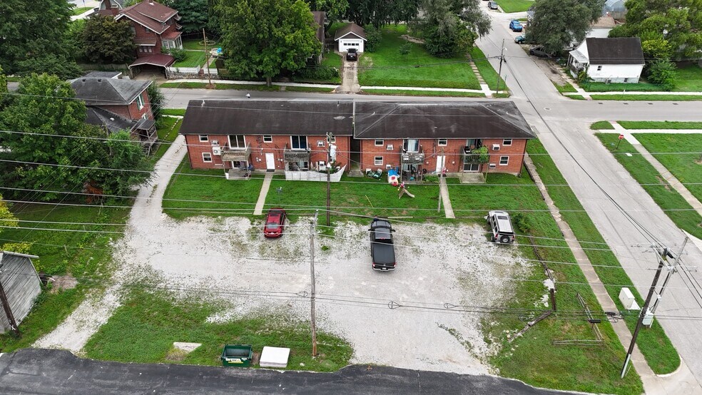 More Photos Of 60-90 W Harrison St, Martinsville Apartments For Sale