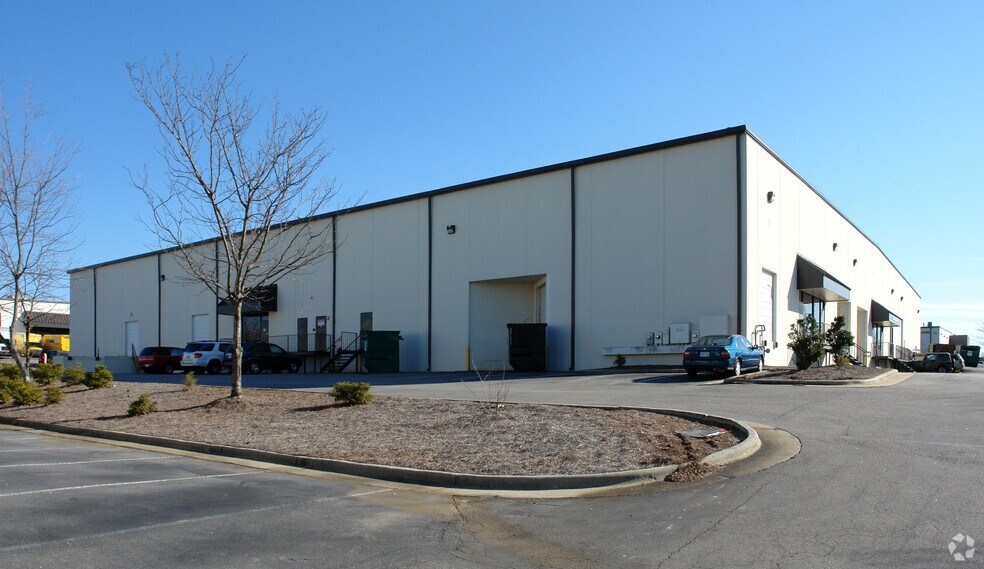More Photos Of 3201 Wellington Ct, Raleigh Warehouse For Lease