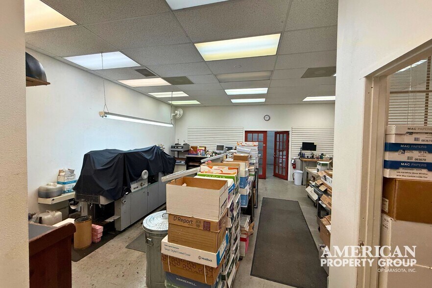 More Photos Of 1800 Northgate Blvd, Sarasota Light Distribution For Lease
