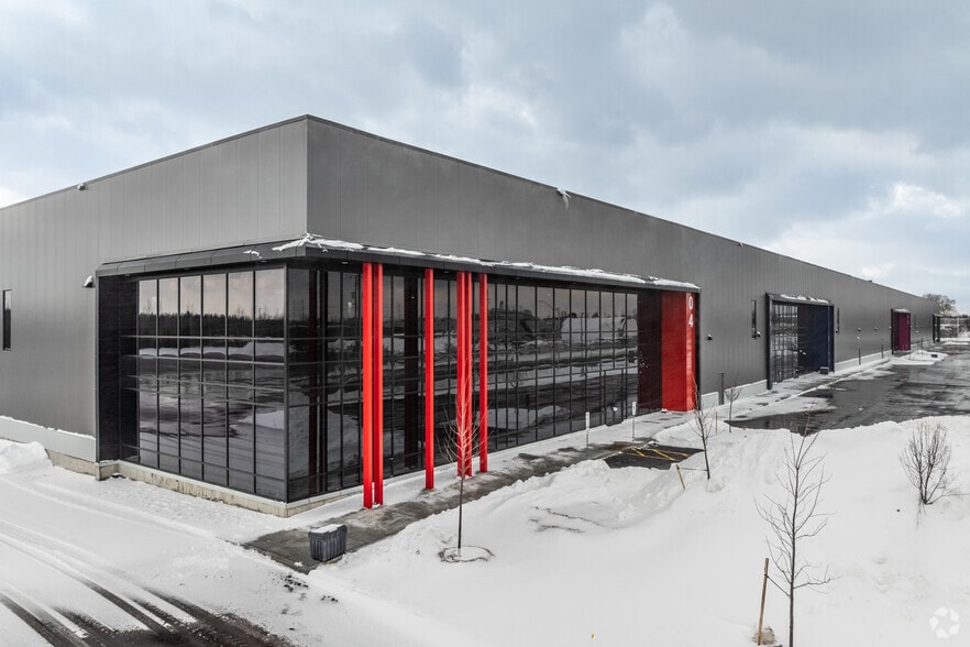 More Photos Of 4120 Russell Rd, Ottawa Unknown For Lease