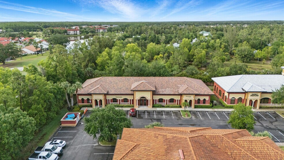 More Photos Of 13450 Parker Commons Blvd, Fort Myers Office For Sale