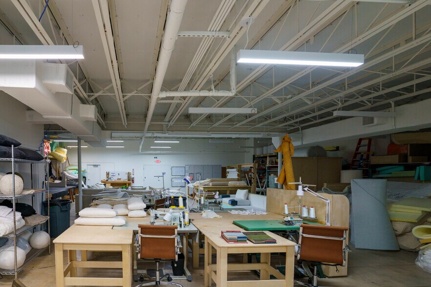 More Photos Of 777 NE 125th St, North Miami Storefront For Lease