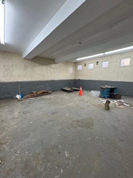 More Photos Of 329 S 1st St, Brooklyn Apartments For Lease