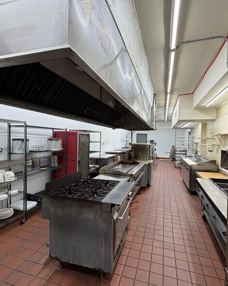 More Photos Of 1740 Highmarket St, Georgetown Restaurant For Sale