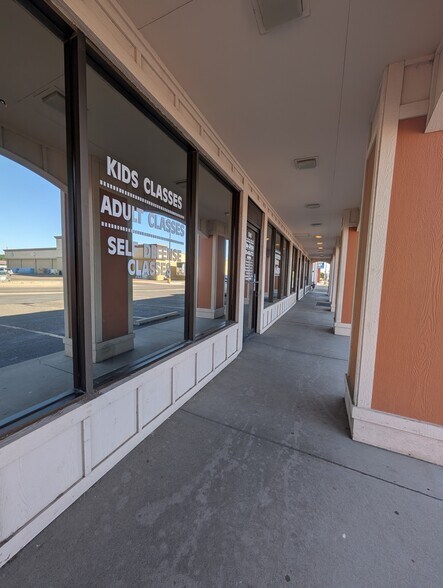 More Photos Of 210-290 E 5th N, Mountain Home Freestanding For Sale