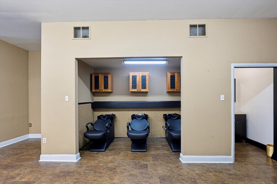 More Photos Of 1604 Ridge Ave, Philadelphia Apartments For Sale