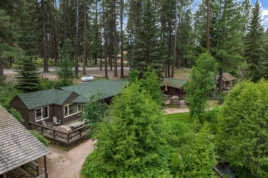 More Photos Of 13375 SW Forest Service Rd, Camp Sherman Hotel For Sale