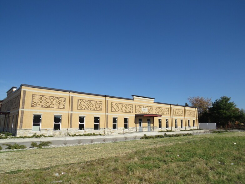 More Photos Of 10419 Calumet Ave, Munster Medical For Lease