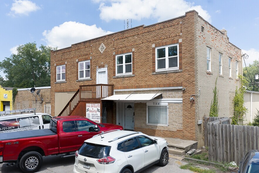 Primary Photo Of 7164 Kaw Dr, Kansas City Warehouse For Sale