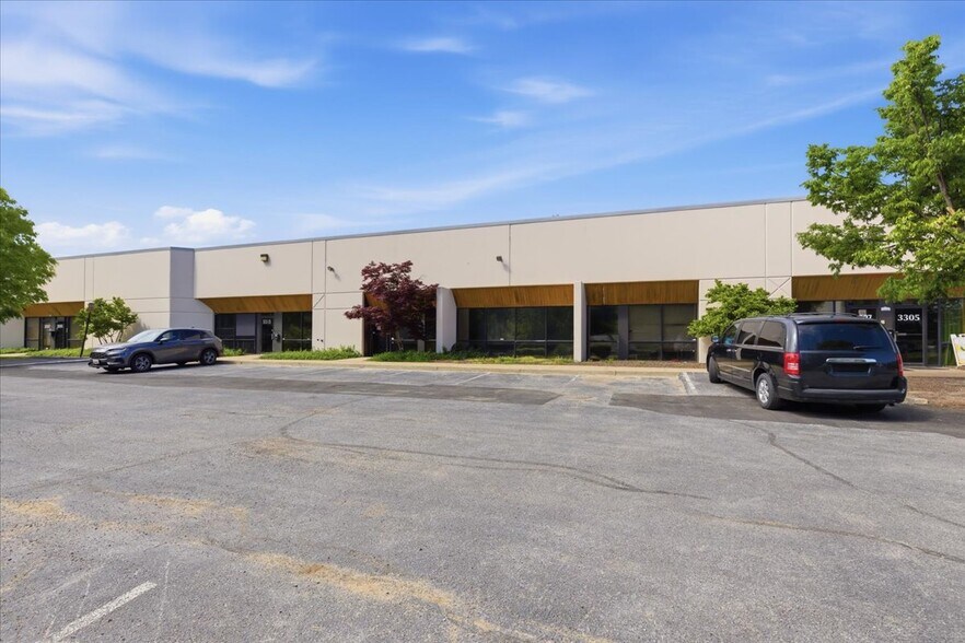 More Photos Of 3309-3311 Hubbard Rd, Hyattsville Industrial For Lease