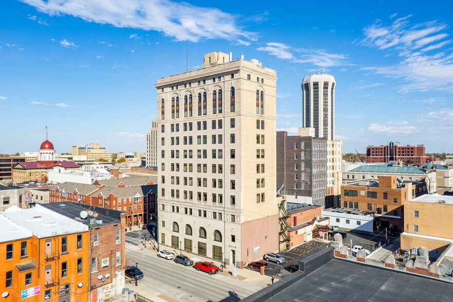 More Photos Of 500 E Monroe St, Springfield Office For Sale