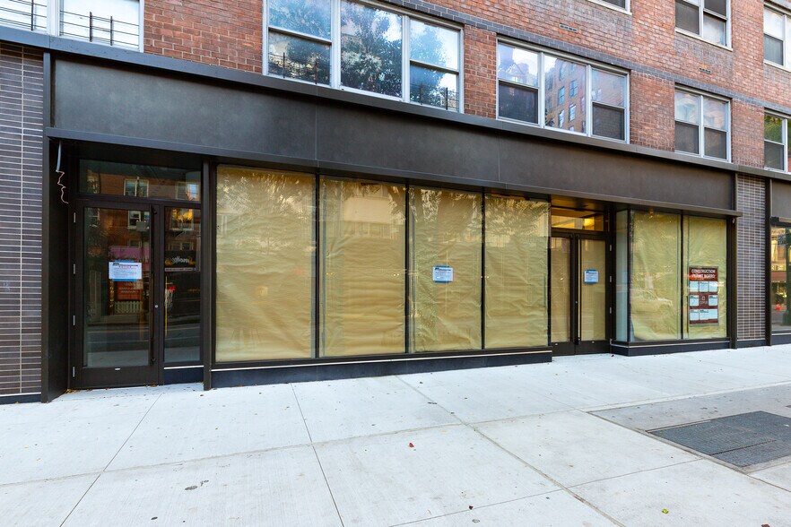 More Photos Of 7 W 14th St, New York Apartments For Lease