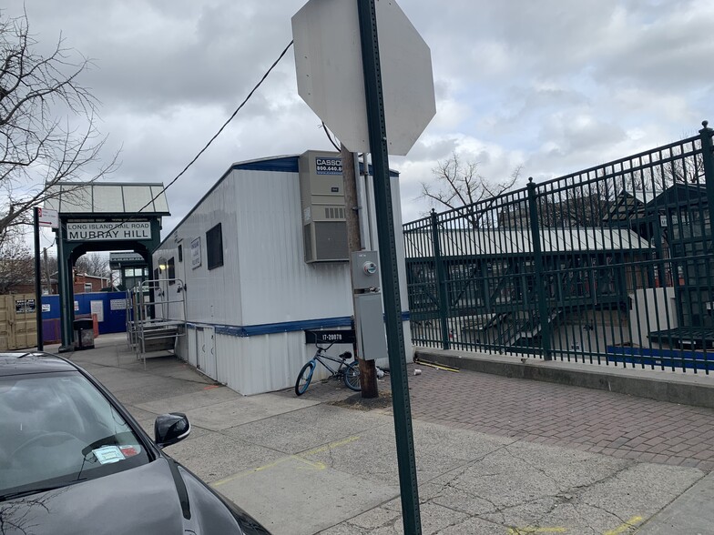 More Photos Of 4030 149th Pl, Flushing Storefront Retail Residential For Sale