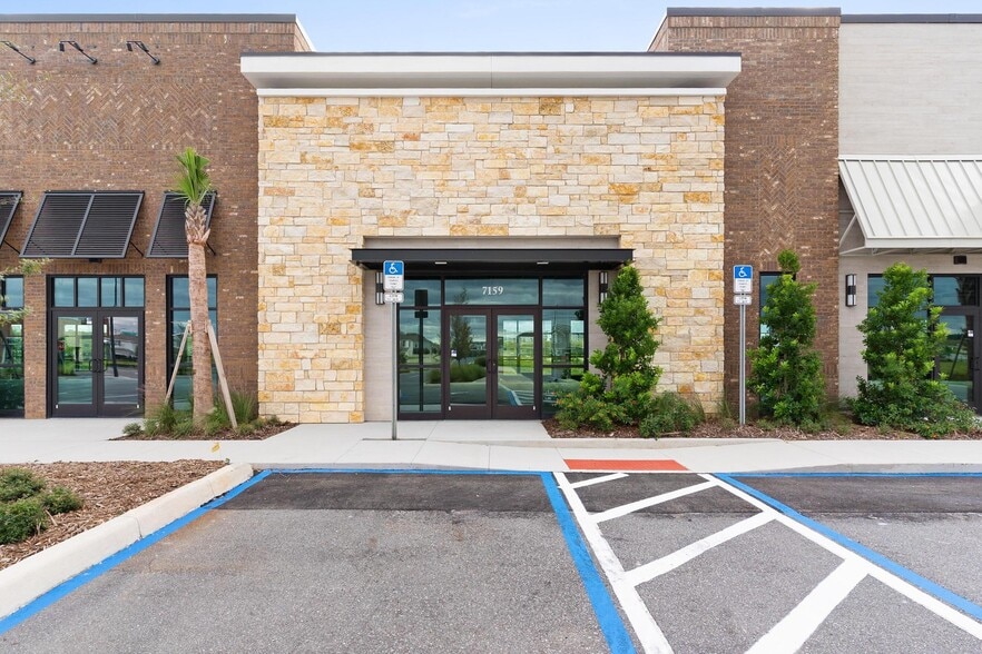 More Photos Of 7159 Avalon Rd, Winter Garden Medical For Lease