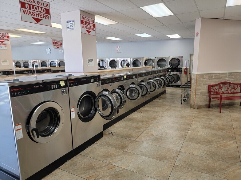 More Photos Of 1110-1112 S Long Beach Blvd, Compton General Retail For Sale