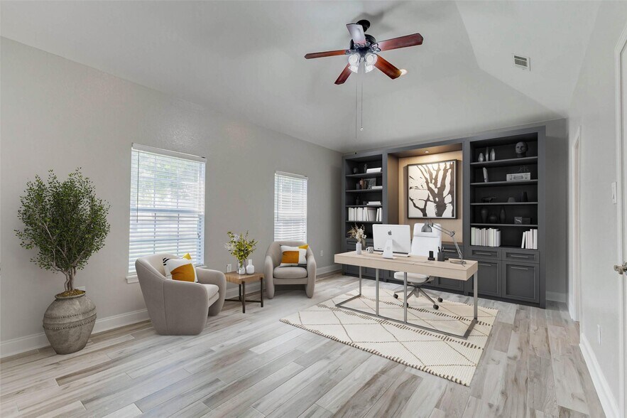 More Photos Of 8411 Syms St, Fulshear Office For Lease