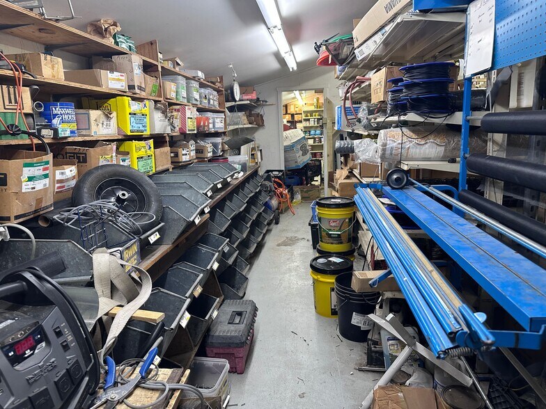 More Photos Of 8925 S Kasson St, Cedar General Retail For Sale