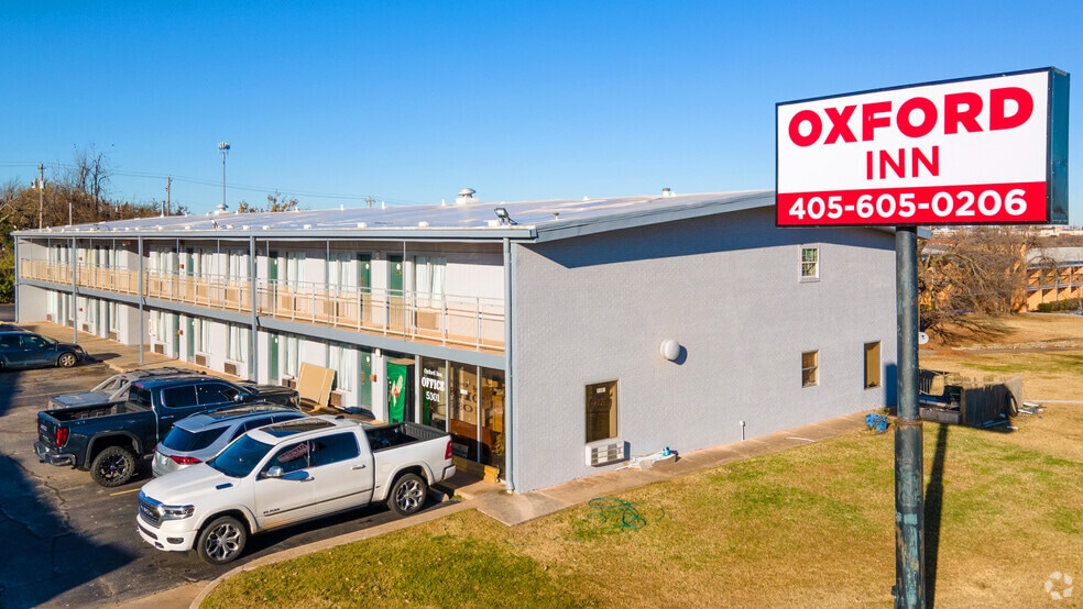 Primary Photo Of 5301 N Lincoln Blvd, Oklahoma City Hotel For Sale
