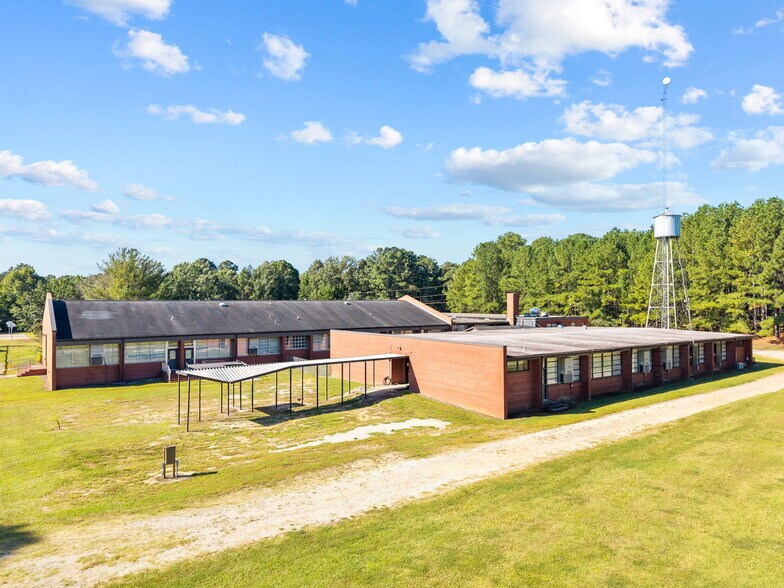 More Photos Of 8967 Cedar Grove School Loop Rd, Nashville Schools For Sale